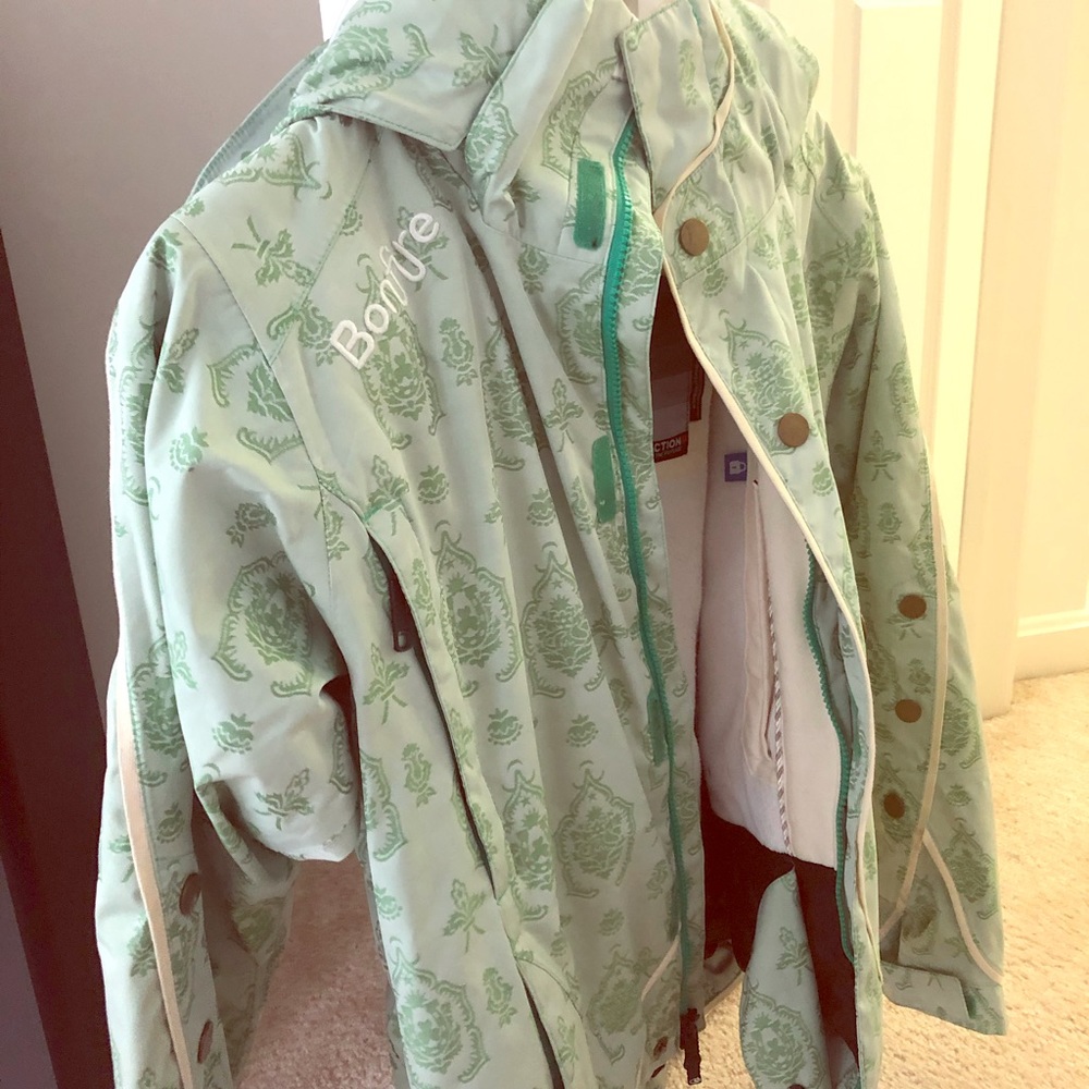 Bonfire snowboard or ski jacket